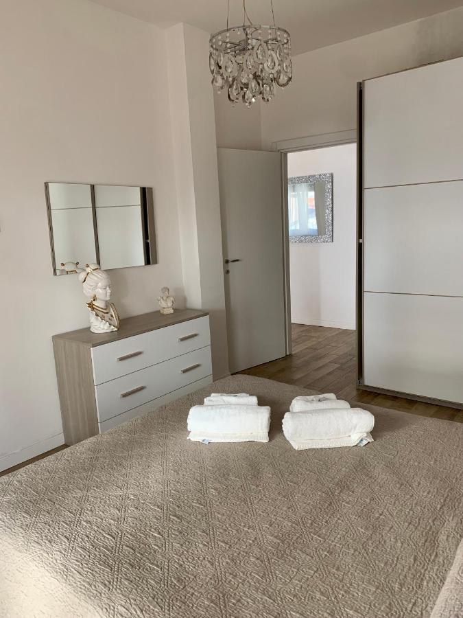 Maison Sophie Arona Exteriör bild